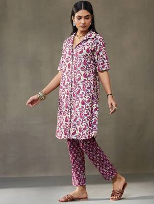 women ethnic motifs printed cotton smart office kurta with trousers 1