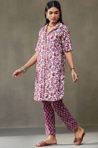 women ethnic motifs printed cotton smart office kurta with trousers