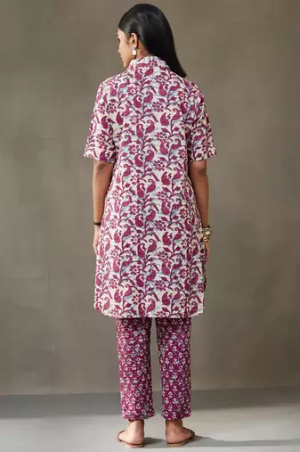 women ethnic motifs printed cotton smart office kurta with trousers