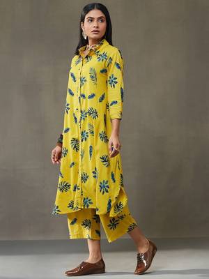 women floral printed cotton smart office kurta with trousers 3