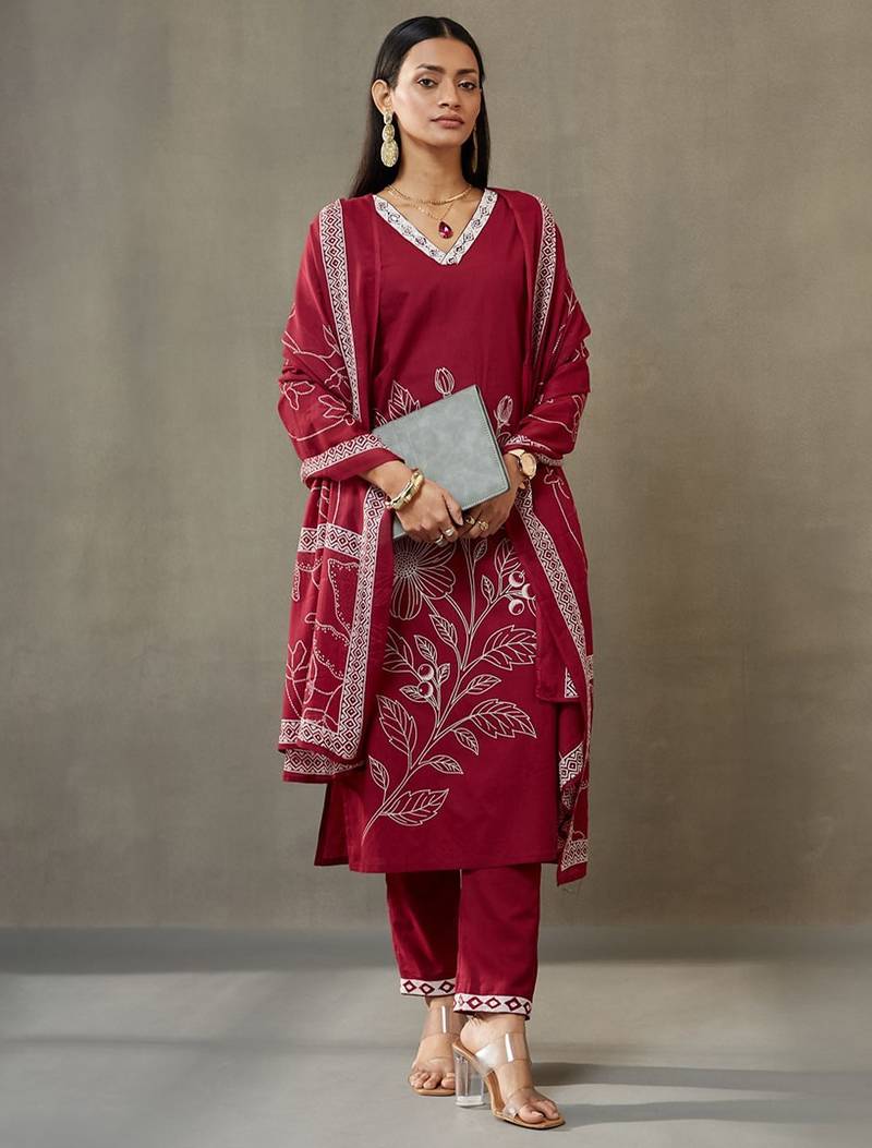 women floral embroidered thread work cotton sleek work smart office kurta with trousers & dupatta