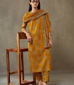 women ethnic motifs printed cotton sleek work smart office kurta with trousers & dupatta
