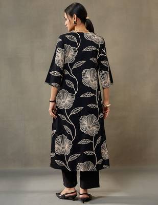 women floral printed cotton smart office kurta with trousers 4