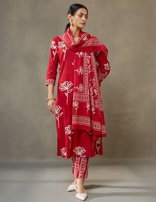 women floral printed cotton sleek work smart office kurta with trousers & dupatta 2