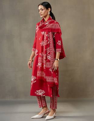 women floral printed cotton sleek work smart office kurta with trousers & dupatta 4