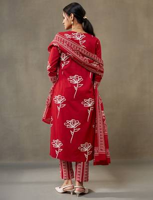 women floral printed cotton sleek work smart office kurta with trousers & dupatta 5