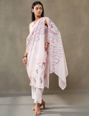 women ethnic motifs printed cotton sleek work smart office kurta with trousers & dupatta 3