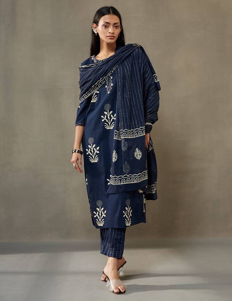 women ethnic motifs printed thread work cotton sleek work smart office kurta with trousers & dupatta