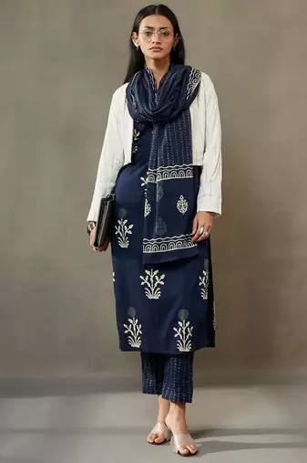 women ethnic motifs printed thread work cotton sleek work smart office kurta with trousers & dupatta