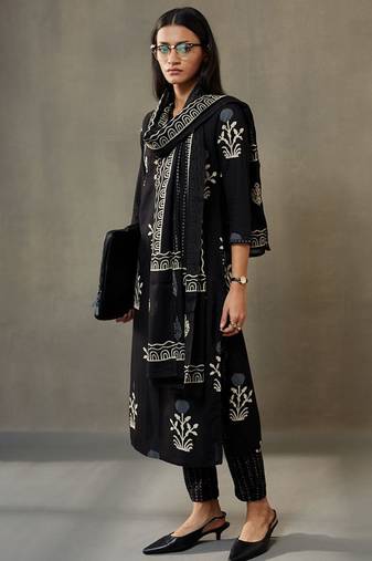 women ethnic motifs printed cotton sleek work smart office kurta with trousers & dupatta