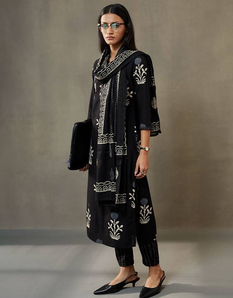 women ethnic motifs printed cotton sleek work smart office kurta with trousers & dupatta