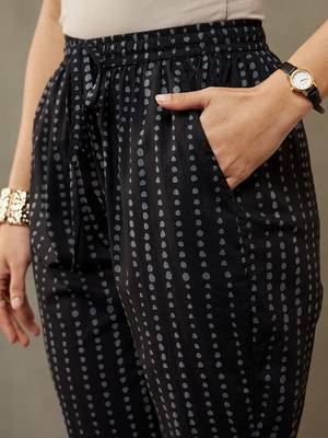 women ethnic motifs printed cotton sleek work smart office kurta with trousers & dupatta 7