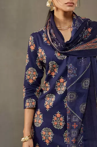 women ethnic motifs printed cotton sleek work smart office kurta with trousers & dupatta