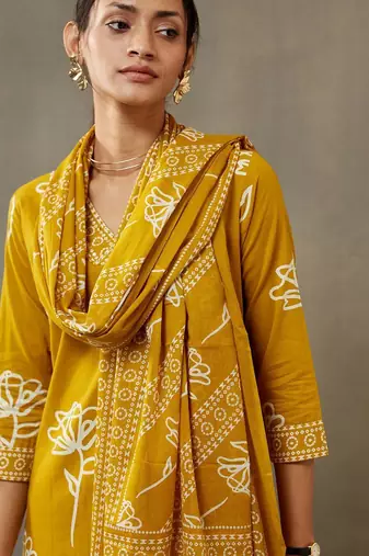 women floral printed cotton sleek work smart office kurta with trousers & dupatta