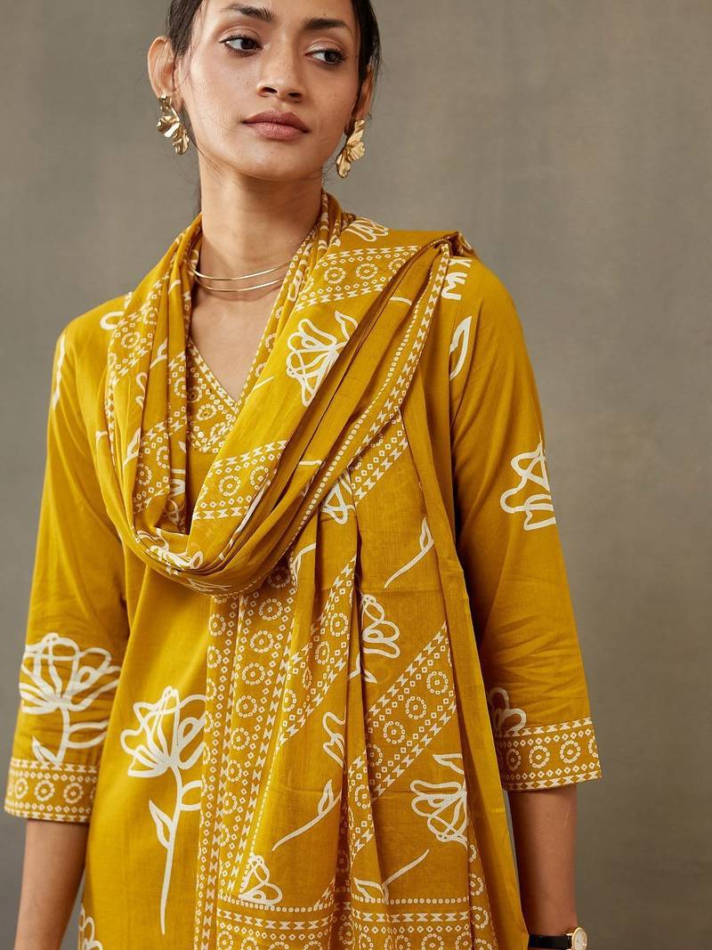 women floral printed cotton sleek work smart office kurta with trousers & dupatta