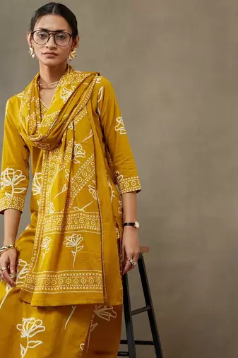 women floral printed cotton sleek work smart office kurta with trousers & dupatta
