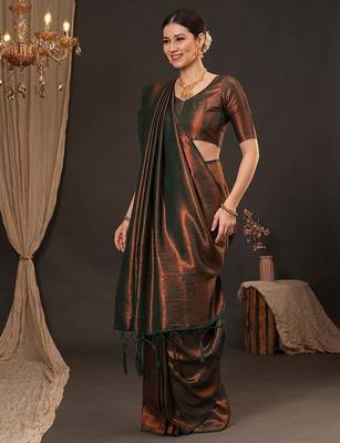 green woven design zari silk blend kanjeevaram saree 2