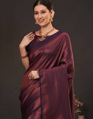Purple ethnic motifs zari silk blend kanjeevaram saree 4