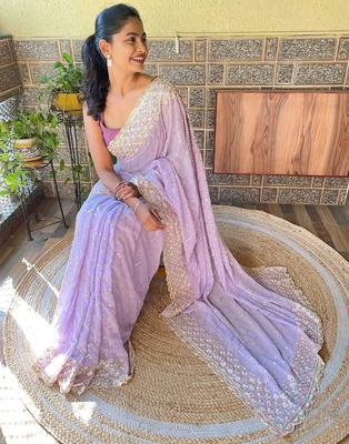lavender lavender & pink embellished sequinned poly georgette saree 4