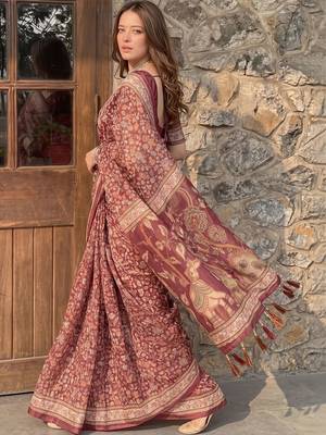 Maroon floral pure cotton saree 4