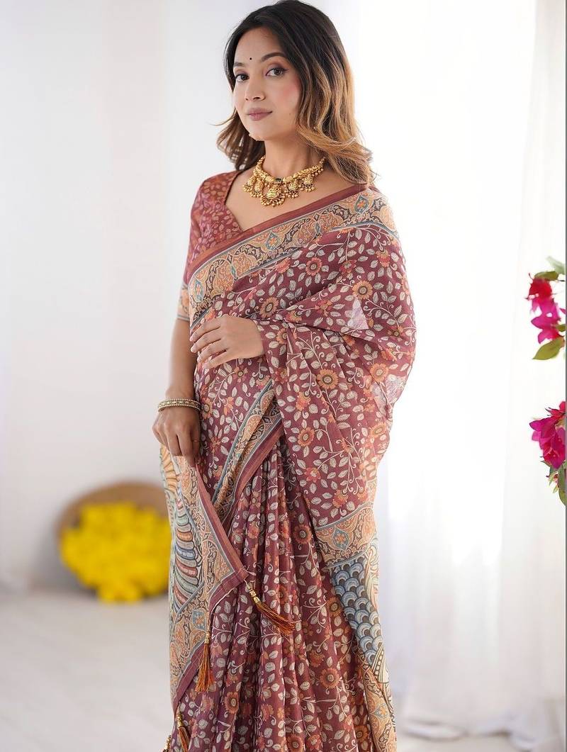 maroon floral printed pure cotton saree with blouse piece