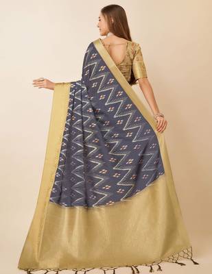 Purple geometric printed zari saree 2