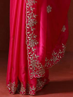 pink embellished sequinned saree 5