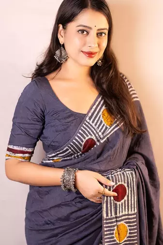 grey printed chanderi saree  with unstitched blouse piece