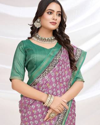 Pink floral printed saree with blouse piece 5