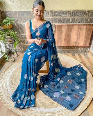 teal teal & silver-toned embellished sequinned saree 4