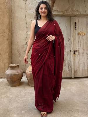 maroon floral woven design zari pure cotton saree 1