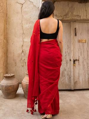 red embellished pure cotton saree 4