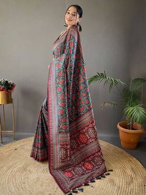 grey floral  saree 2