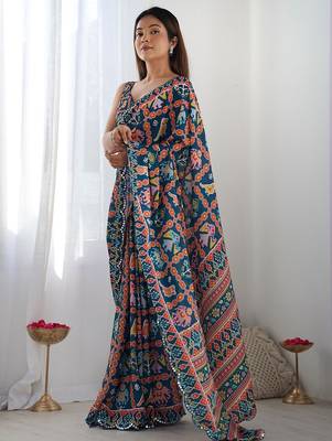 teal ethnic motifs printed saree with mirror work 3