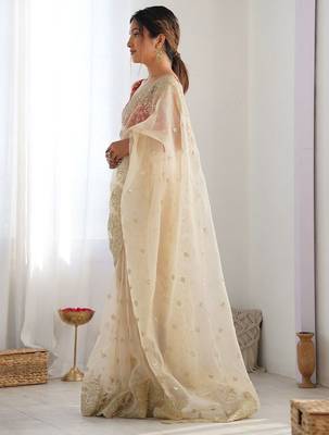 Off white women embellished embroidered beads and stones organza celebrity saree 2