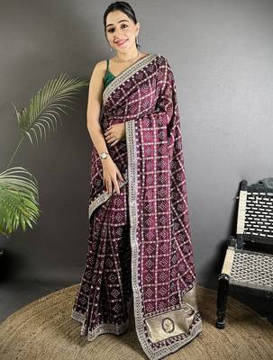 Maroon bandhani sequinned silk blend designer bandhani saree 1