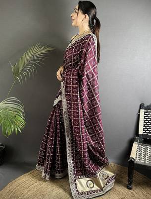 Maroon bandhani sequinned silk blend designer bandhani saree 2