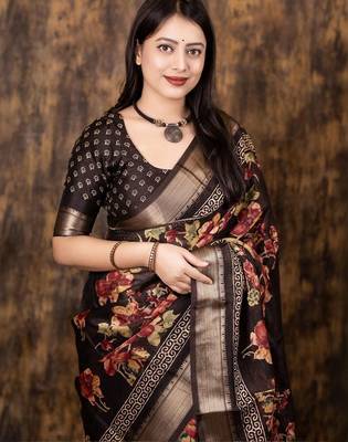 Brown floral zari saree 3