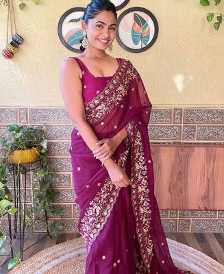purple purple & pink floral embroidered saree 3