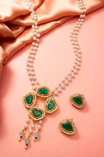 Gold plated pendant pearl necklace set with green stone and ad earrings