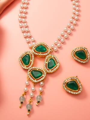 Gold plated pendant pearl necklace set with green stone and ad earrings 3