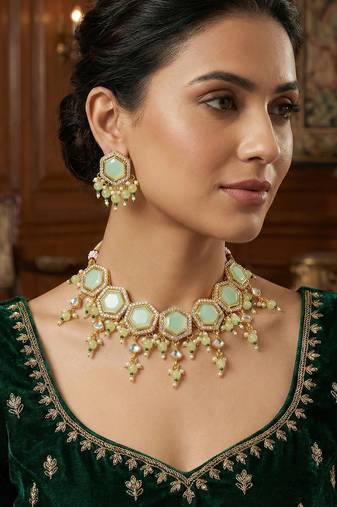 Gold plated mint green hexagonal choker necklace set
