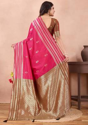 rani pink golden zari work banarasi traditional saree with contrast blouse 3