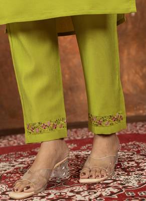 Parrot green marina silk kurti pant dupatta set 3