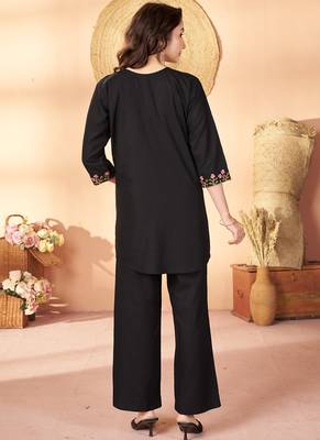 Black heavy rayon co-ords set 2