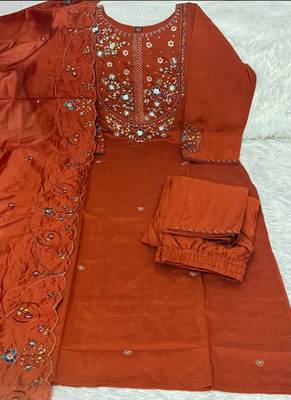 Rust marina silk kurti pent dupatta 3