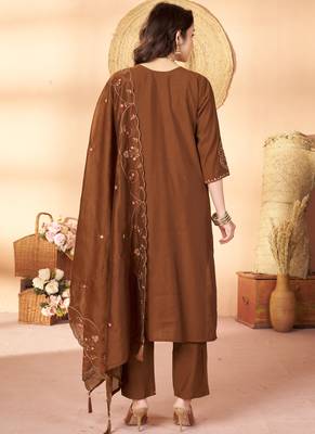 Coffee marina silk kurti pent dupatta 2