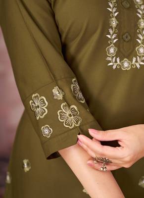 Mehendi heavy rayon co-ords set 3