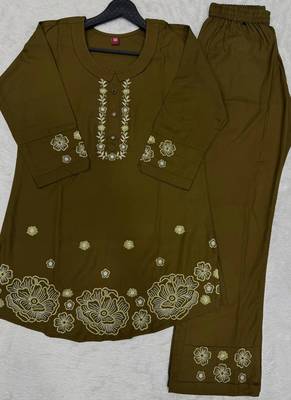 Mehendi heavy rayon co-ords set 4