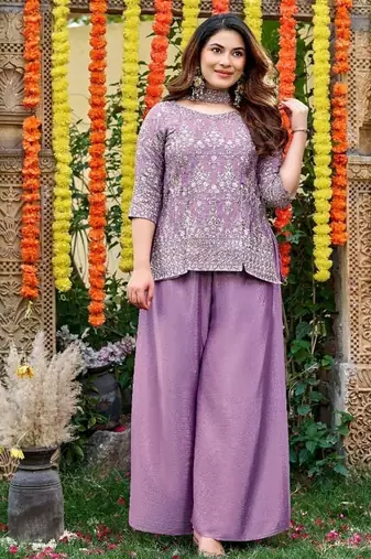 Lavender embroidered chinon kurta pant set with embroidered chinon dupatta